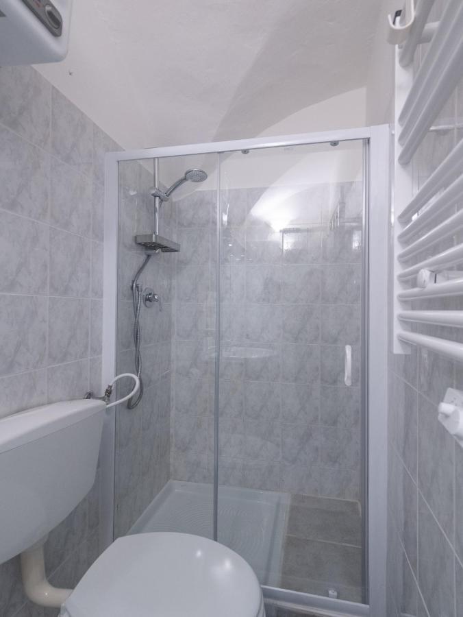 דירות פייטרה ליגורה Casa Iryna מראה חיצוני תמונה