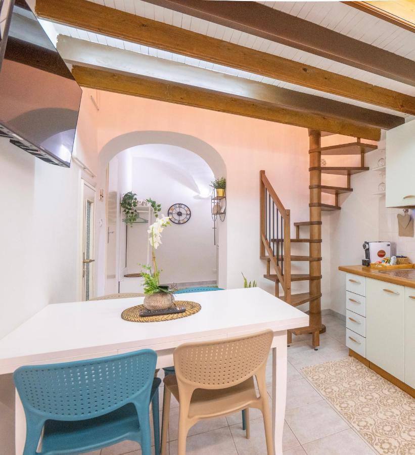 דירות פייטרה ליגורה Casa Iryna מראה חיצוני תמונה